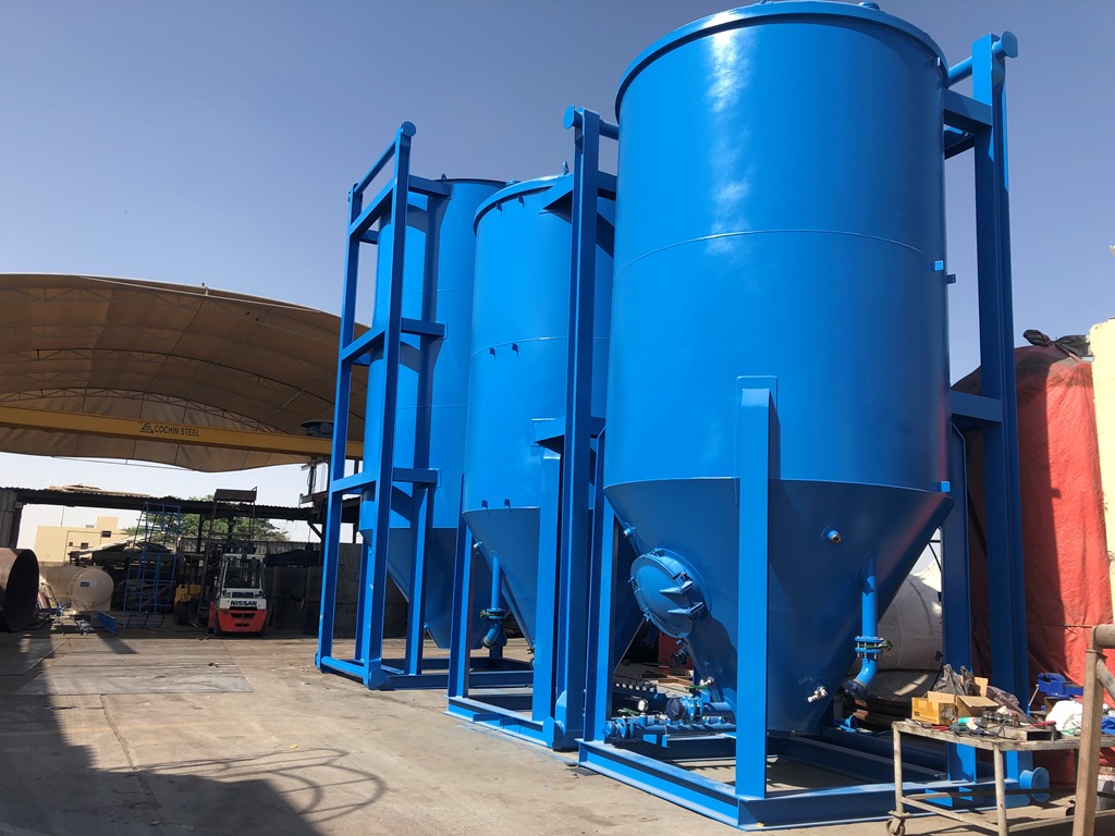 Best Pressurized cement silos Manufacturer in UAE, Diesel storage tank